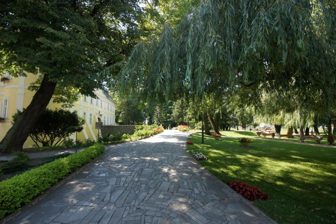 Hotel Zamek Chalupki Kültér fotó